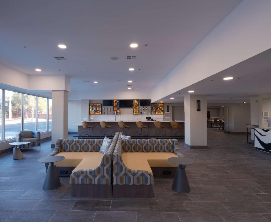 | Premiere Suites