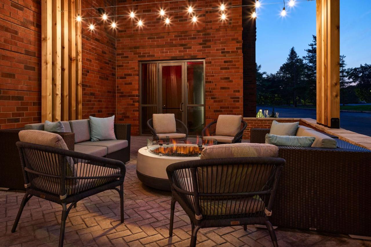 | Inn at Tewksbury