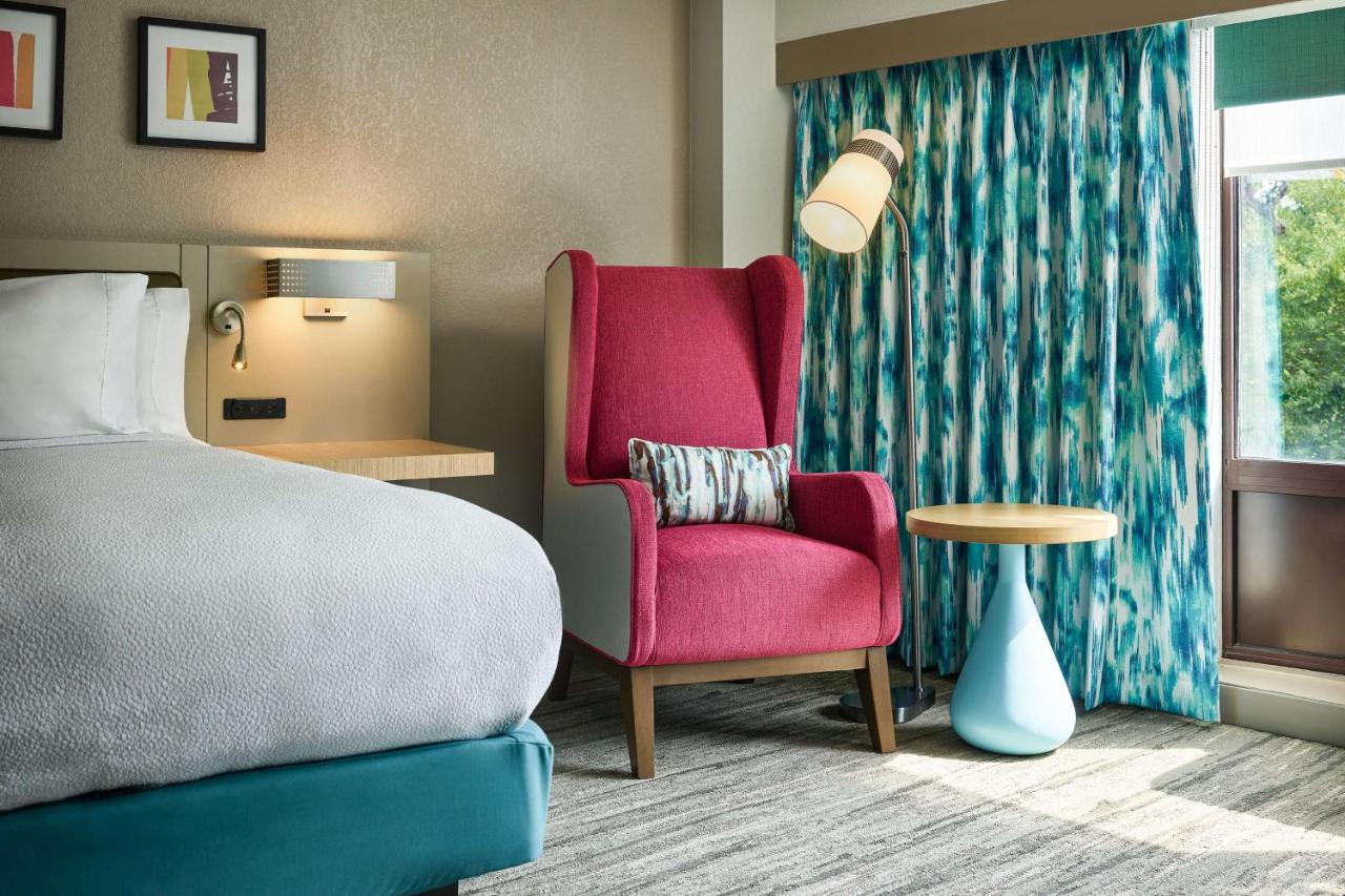 | Inn at Tewksbury
