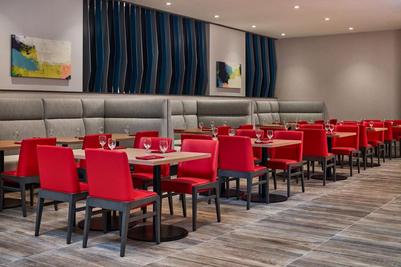 | Inn at Tewksbury
