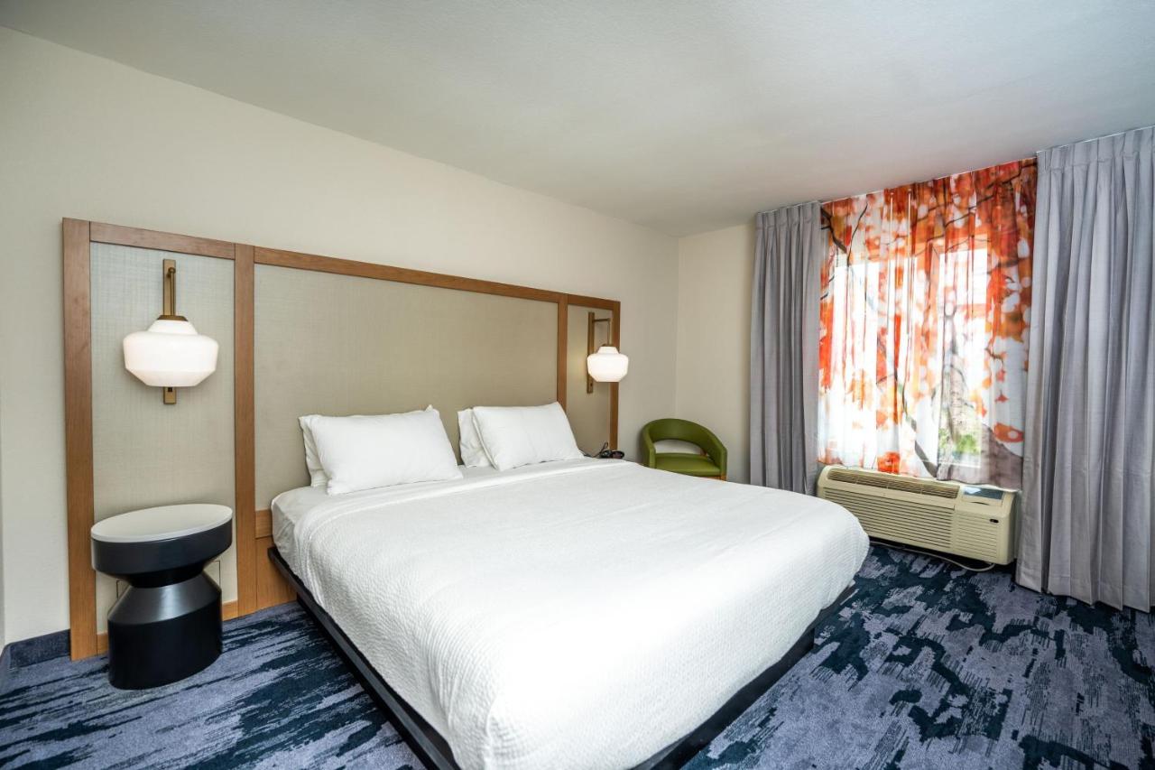 | Fairfield Inn & Suites Beaumont
