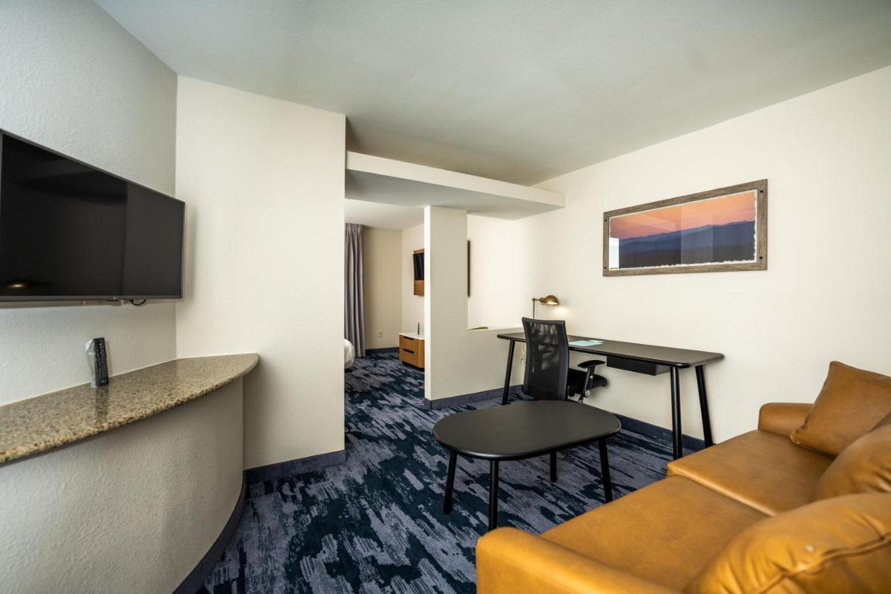 | Fairfield Inn & Suites Beaumont