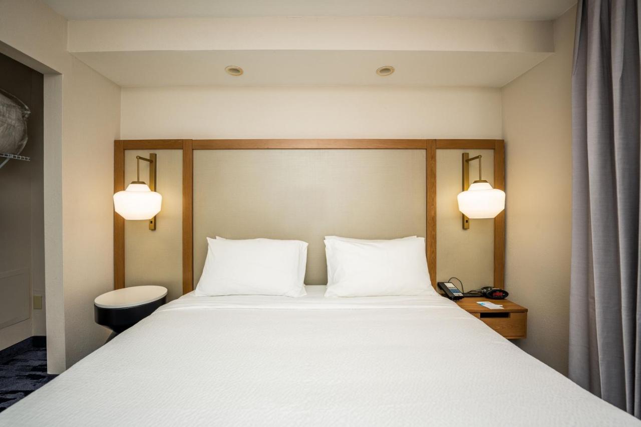 | Fairfield Inn & Suites Beaumont