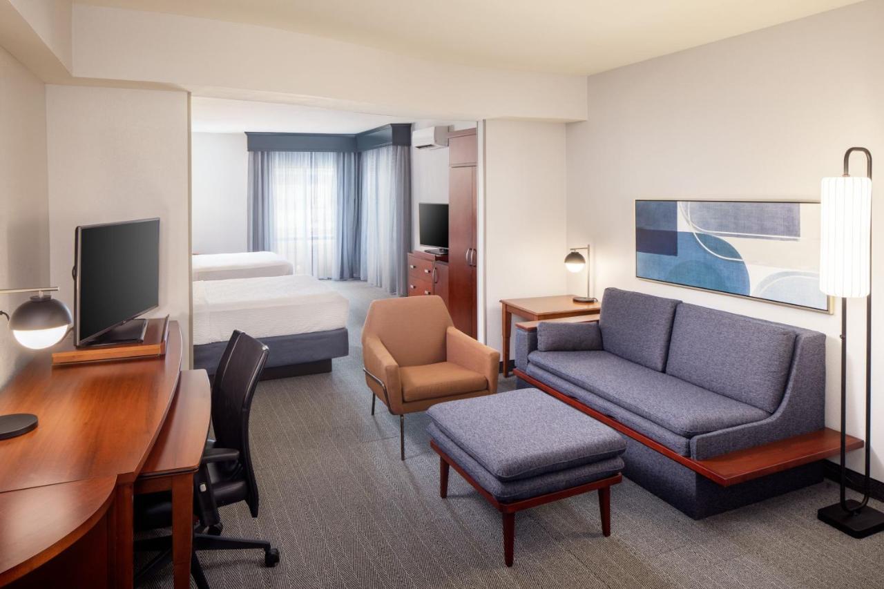  | Courtyard by Marriott Charleston Downtown/Civic Center