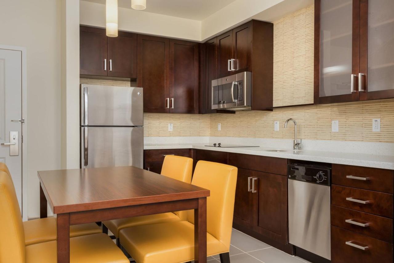 One-Bedroom Queen Suite at Residence Inn by Marriott Shreveport-Bossier City/Downtown