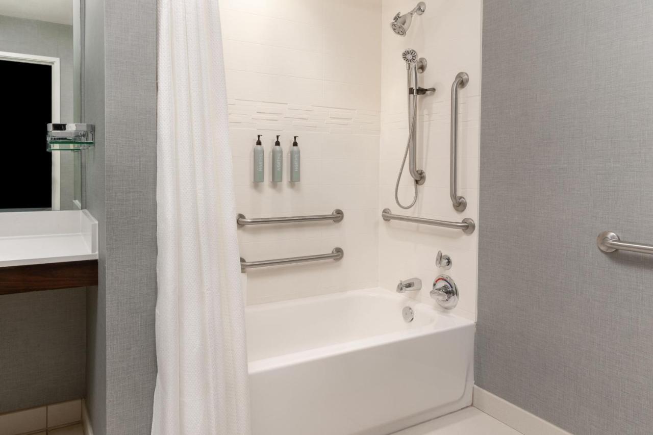  | Residence Inn by Marriott Youngstown Warren/Niles