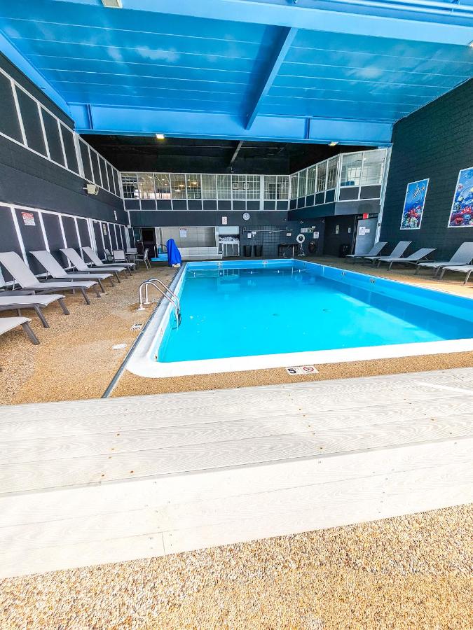 | Comfort Inn Hyannis - Cape Cod