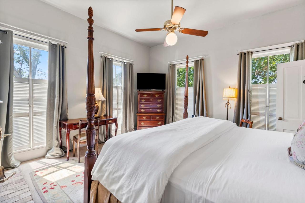  | Crystal River Inn