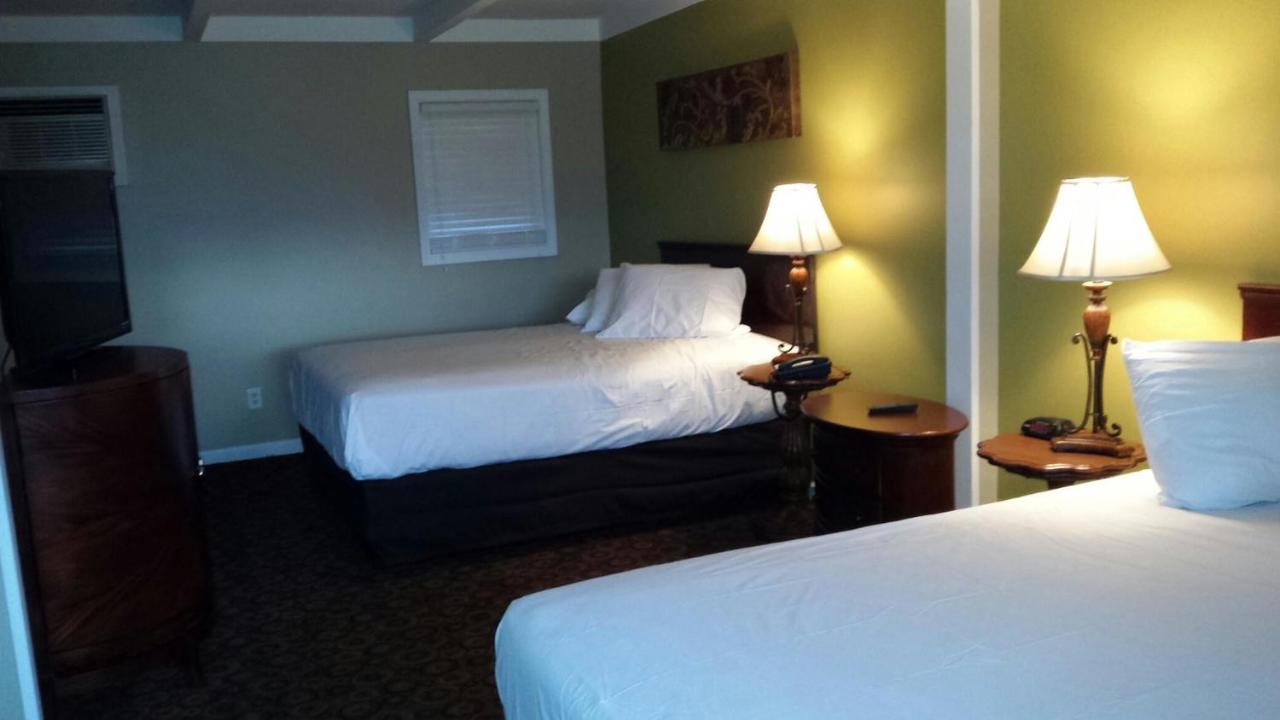  | Kentucky Lake Inn