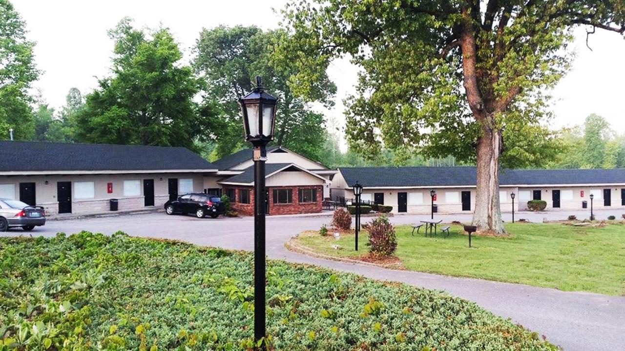  | Kentucky Lake Inn