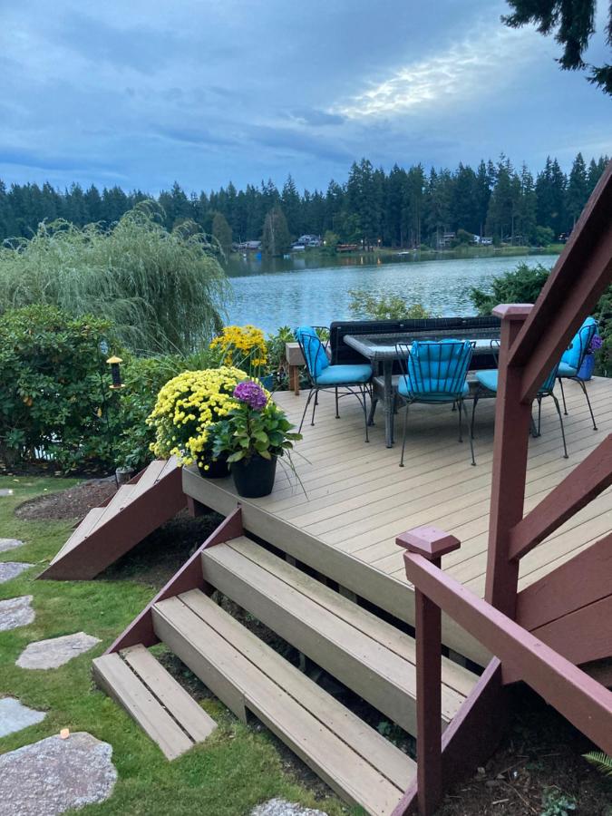 | Cottage Lake Bed and Breakfast