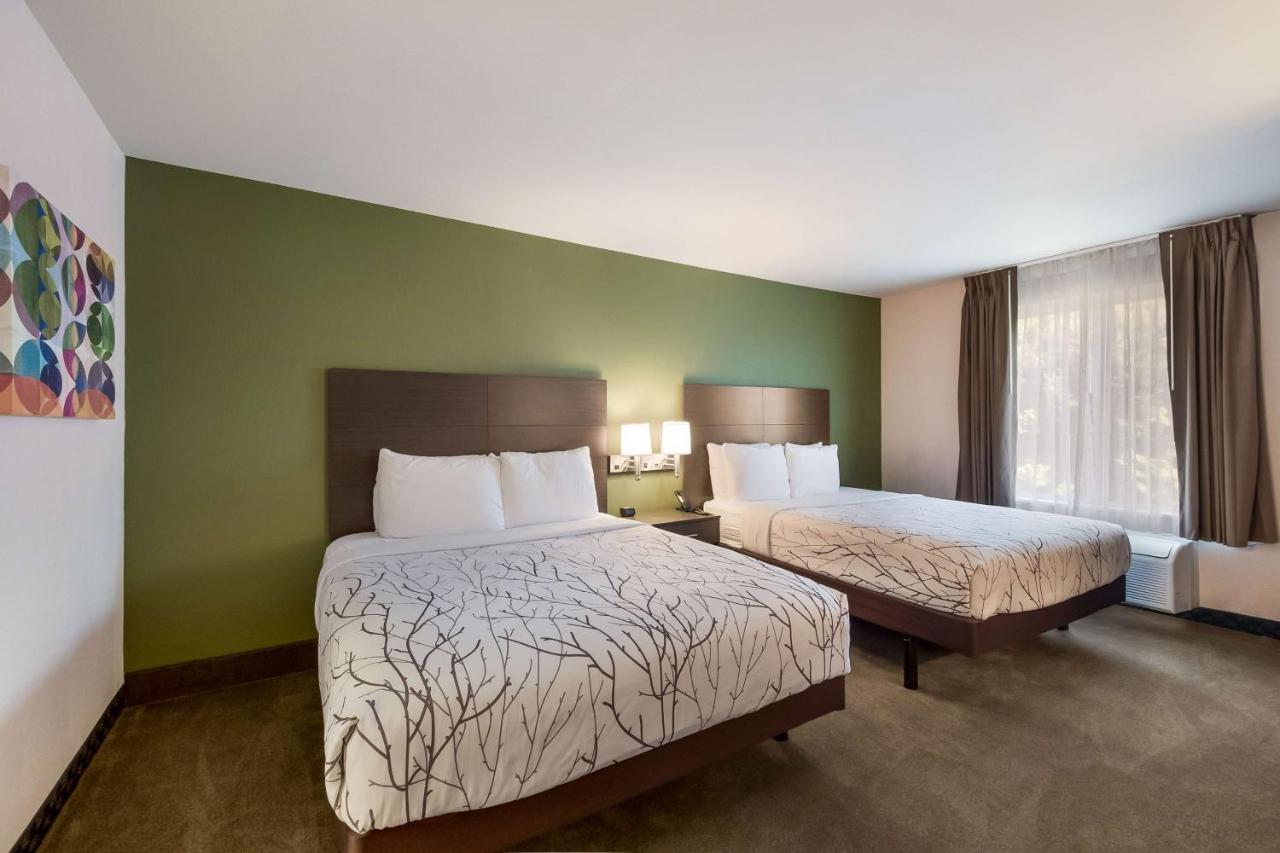 Queen Suite with Two Queen Beds at Surestay Plus Hotel By Best Western Seatac Airport