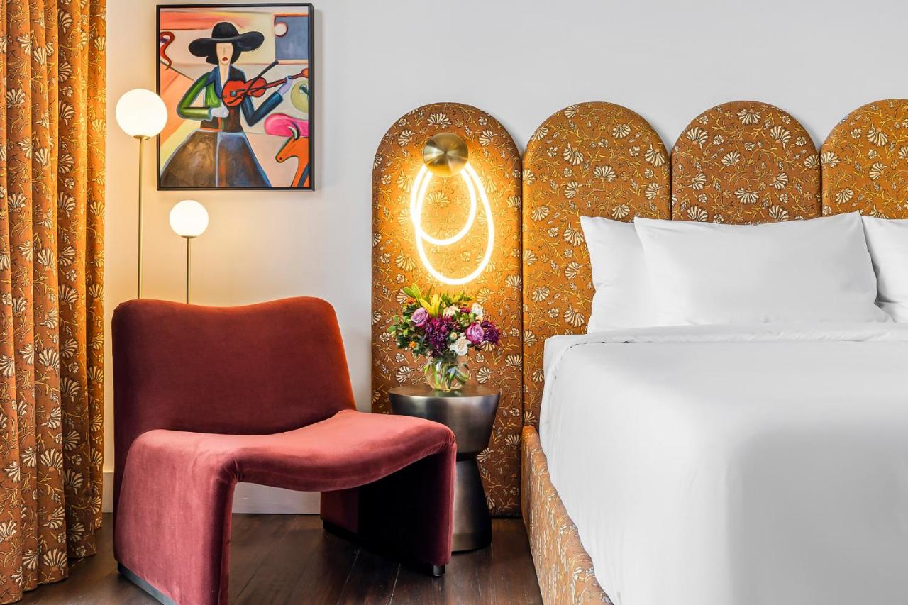 | Gruene River Inn