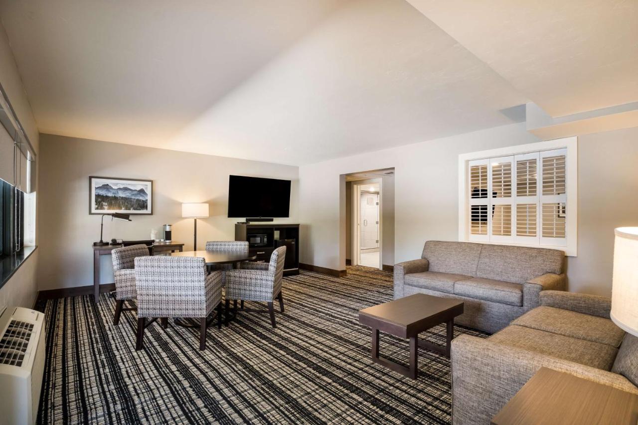 Oversized King Room - Non-Smoking at Best Western Antlers at Glenwood Springs