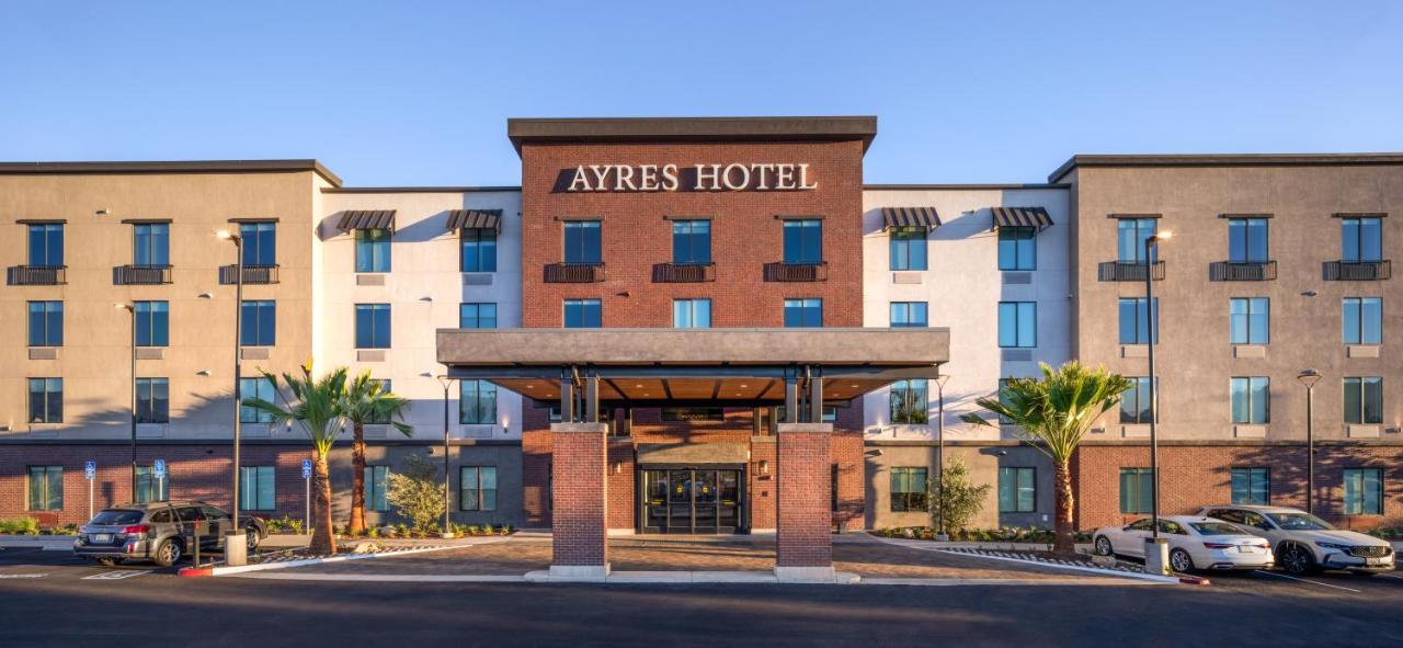 | Ayres Hotel Rialto Fontana