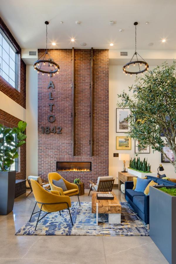 | Ayres Hotel Rialto Fontana