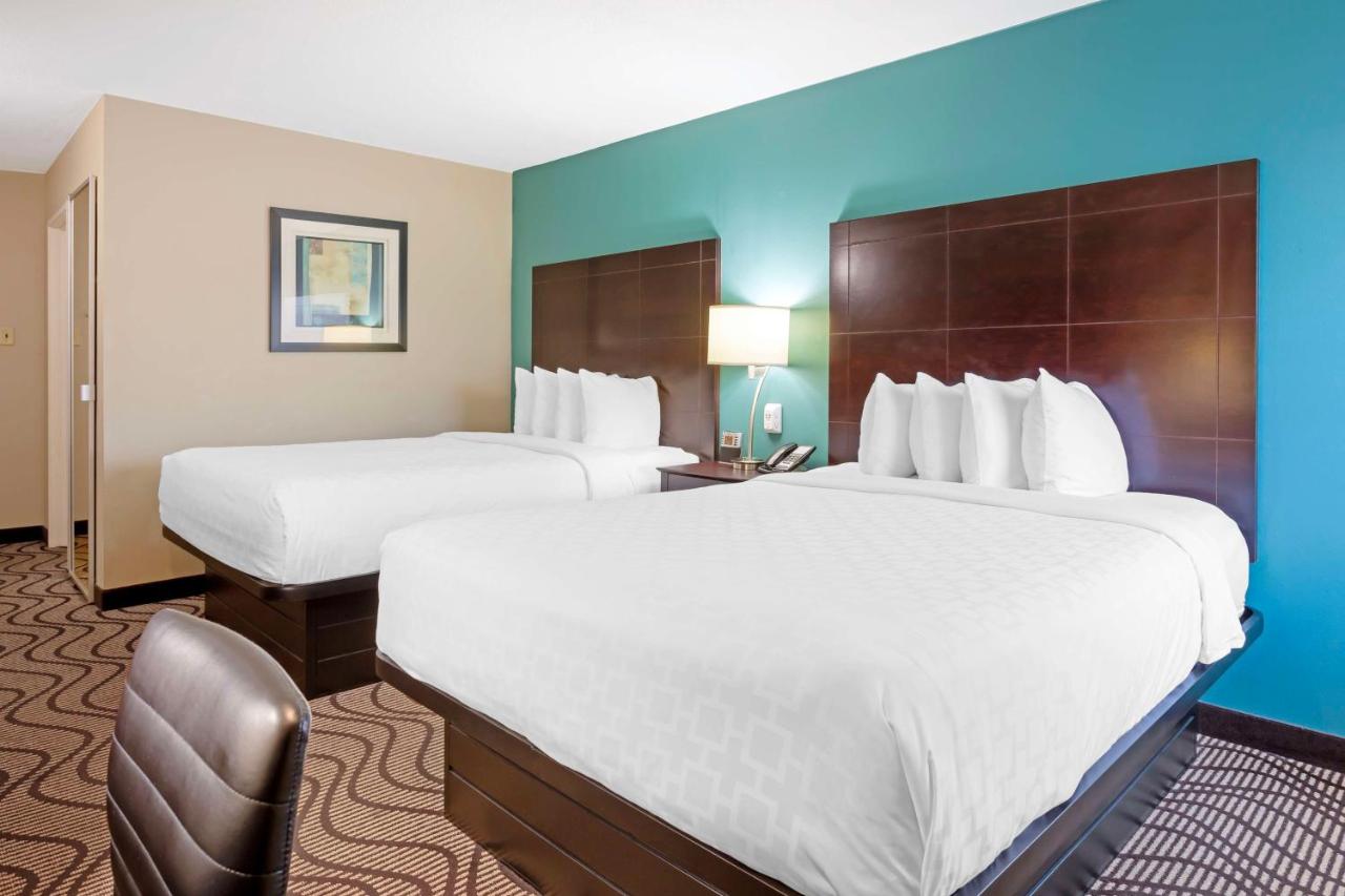 Queen Room with Two Queen Beds at Best Western Plus Lonoke Hotel