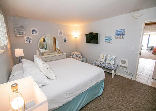 | Capri Beach Accommodations at Capri By The Sea