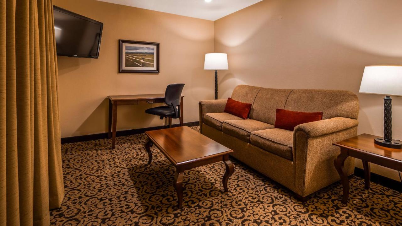 Family Room - Non-Smoking at Best Western Tyrolean Lodge