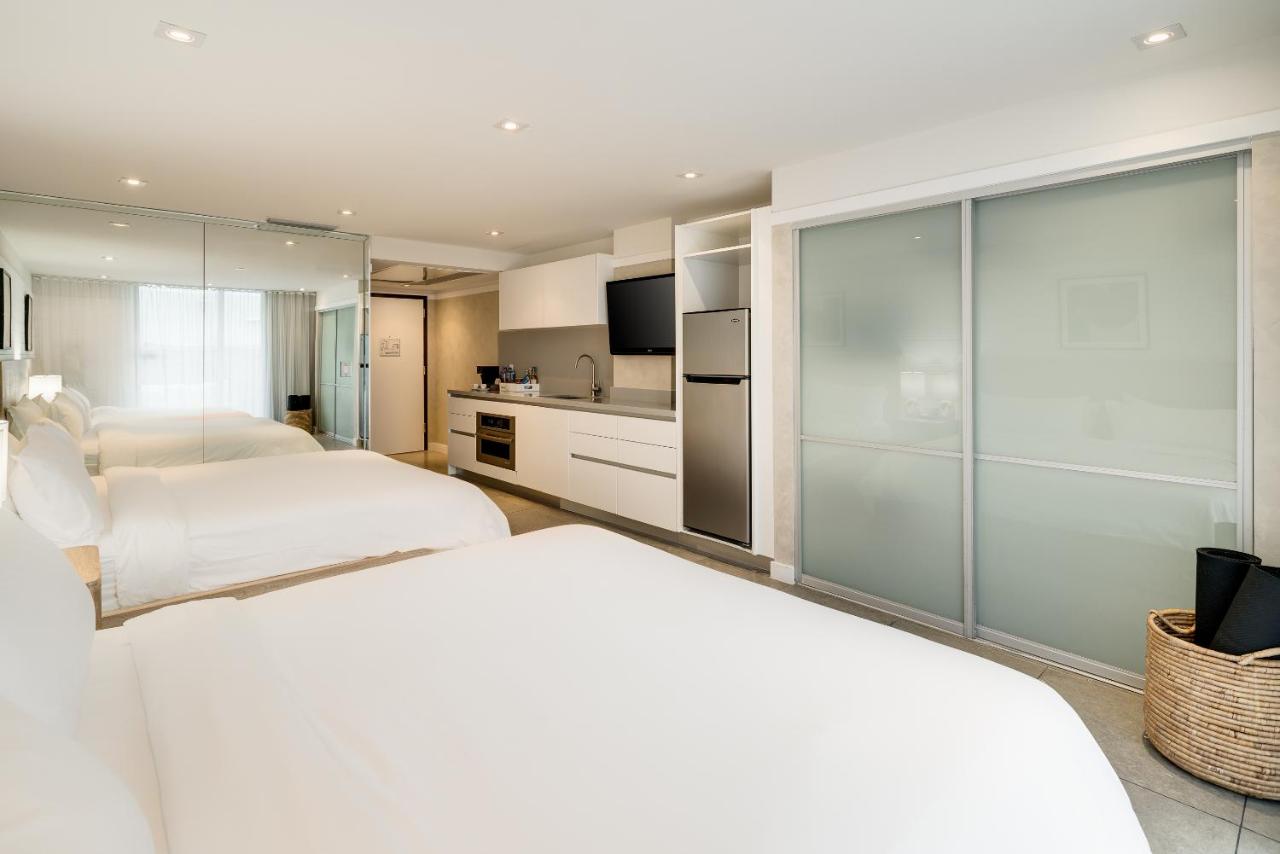 Double Studio with Terrace at Boulan South Beach