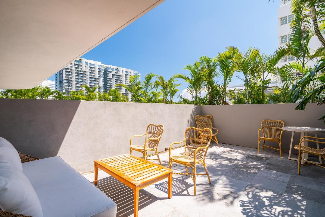 Junior Suite with Terrace at Boulan South Beach