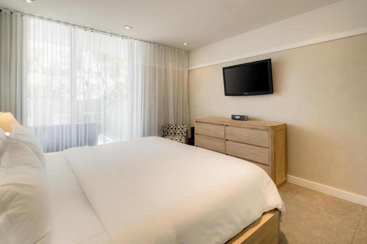 Junior Suite with Terrace at Boulan South Beach