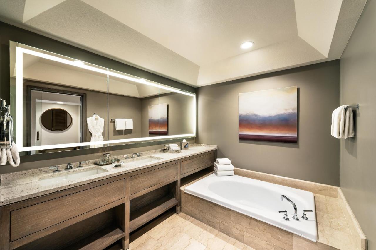 Spacious, Guest room, King, No view at The Phoenician, a Luxury Collection Resort, Scottsdale