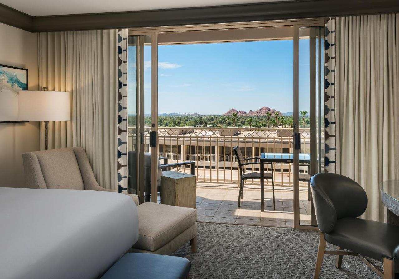 Deluxe, Guest room, 2 Queen, City view at The Phoenician, a Luxury Collection Resort, Scottsdale