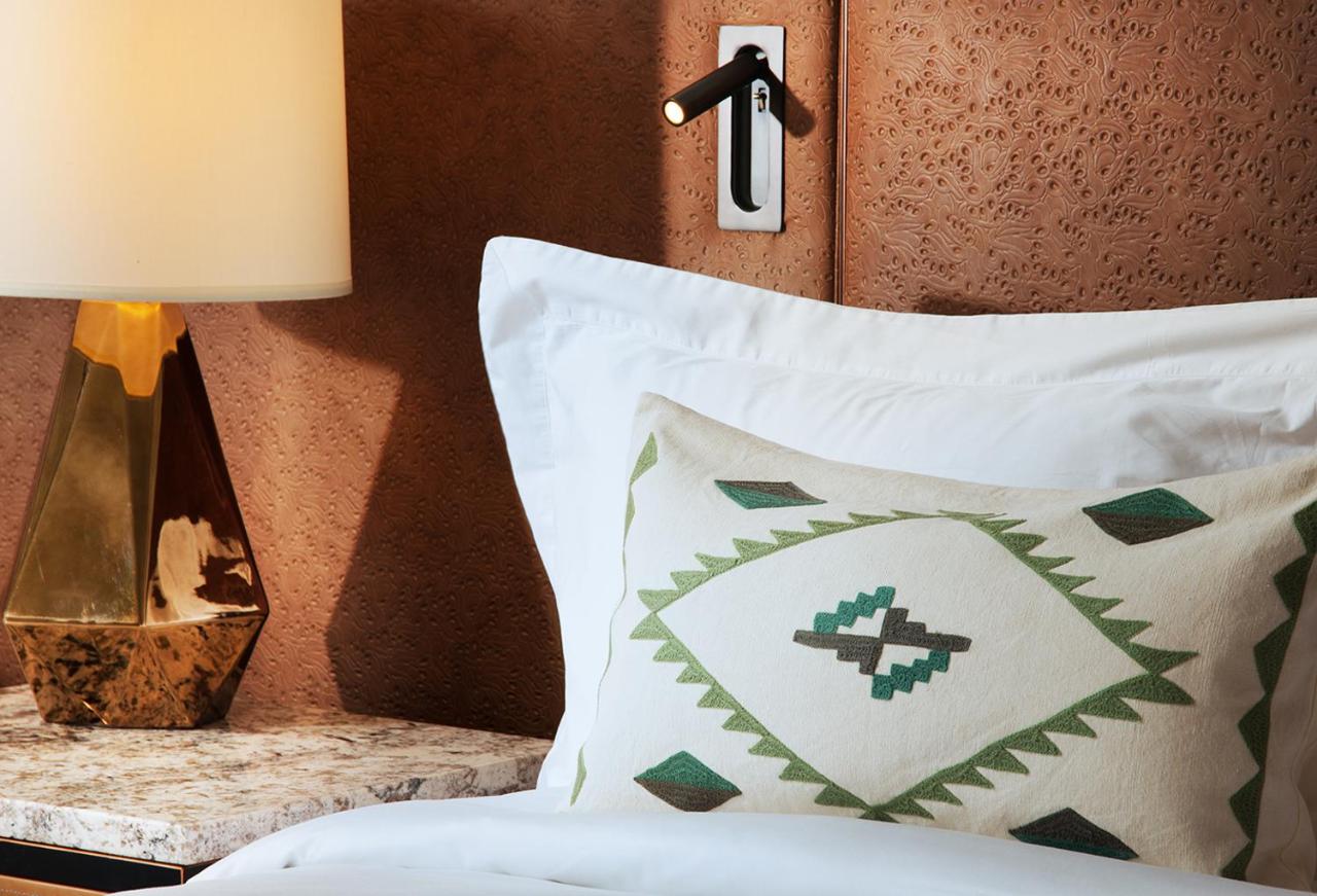 Casitas, Guest room, 2 Double, Pool view, Balcony at The Phoenician, a Luxury Collection Resort, Scottsdale