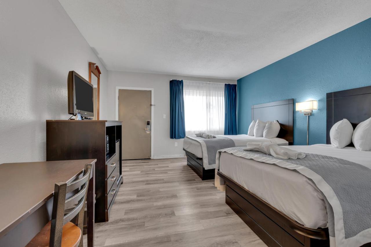 | Days Inn by Wyndham Wrightstown