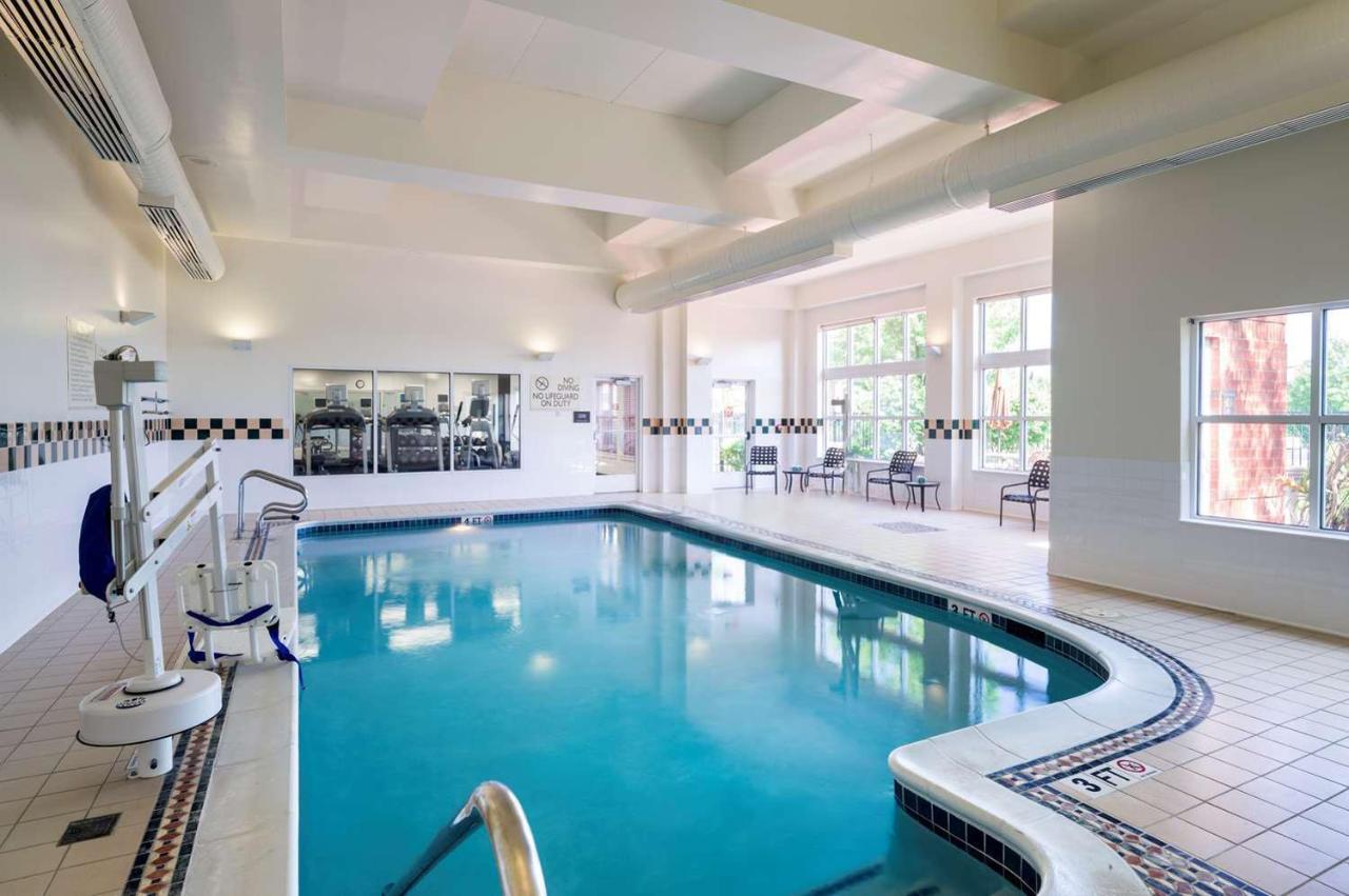 | Hilton Garden Inn Edison/Raritan Center