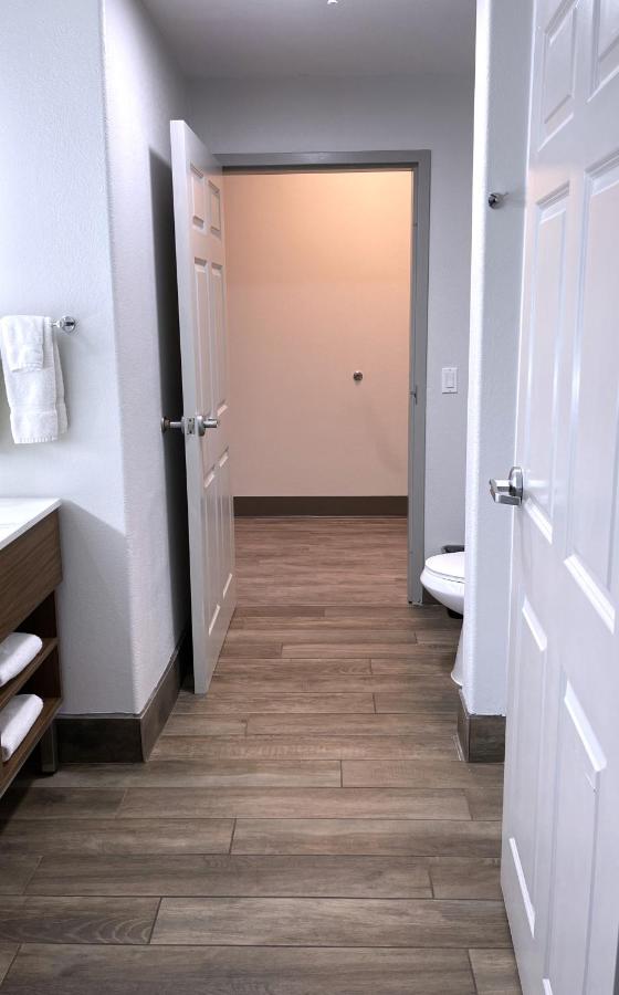 Deluxe Executive King Room with View - Non-Smoking at La Quinta Inn & Suites by Wyndham Stephenville