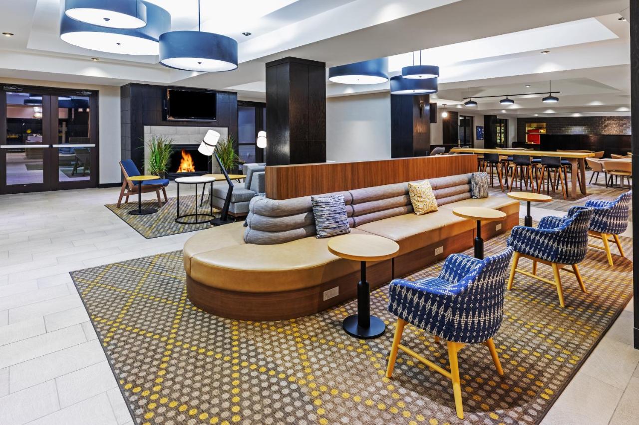 | Holiday Inn & Suites Stillwater-University West, an IHG Hotel