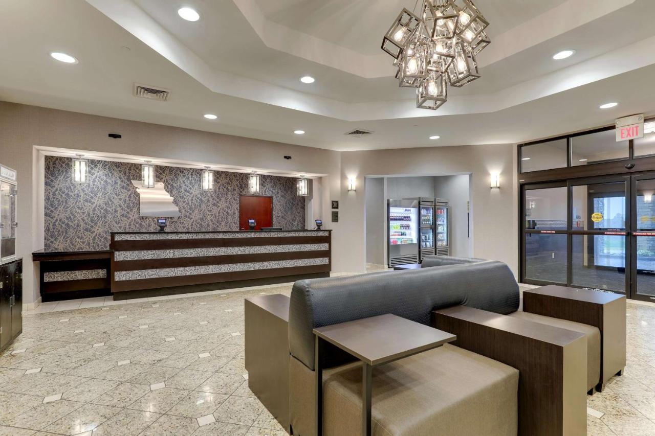 | Drury Inn & Suites St Joseph