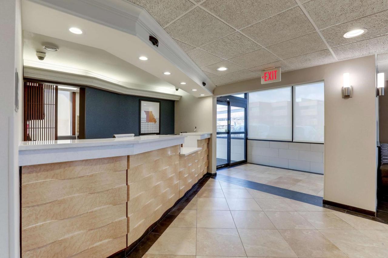 | Drury Inn & Suites St. Louis St. Peters