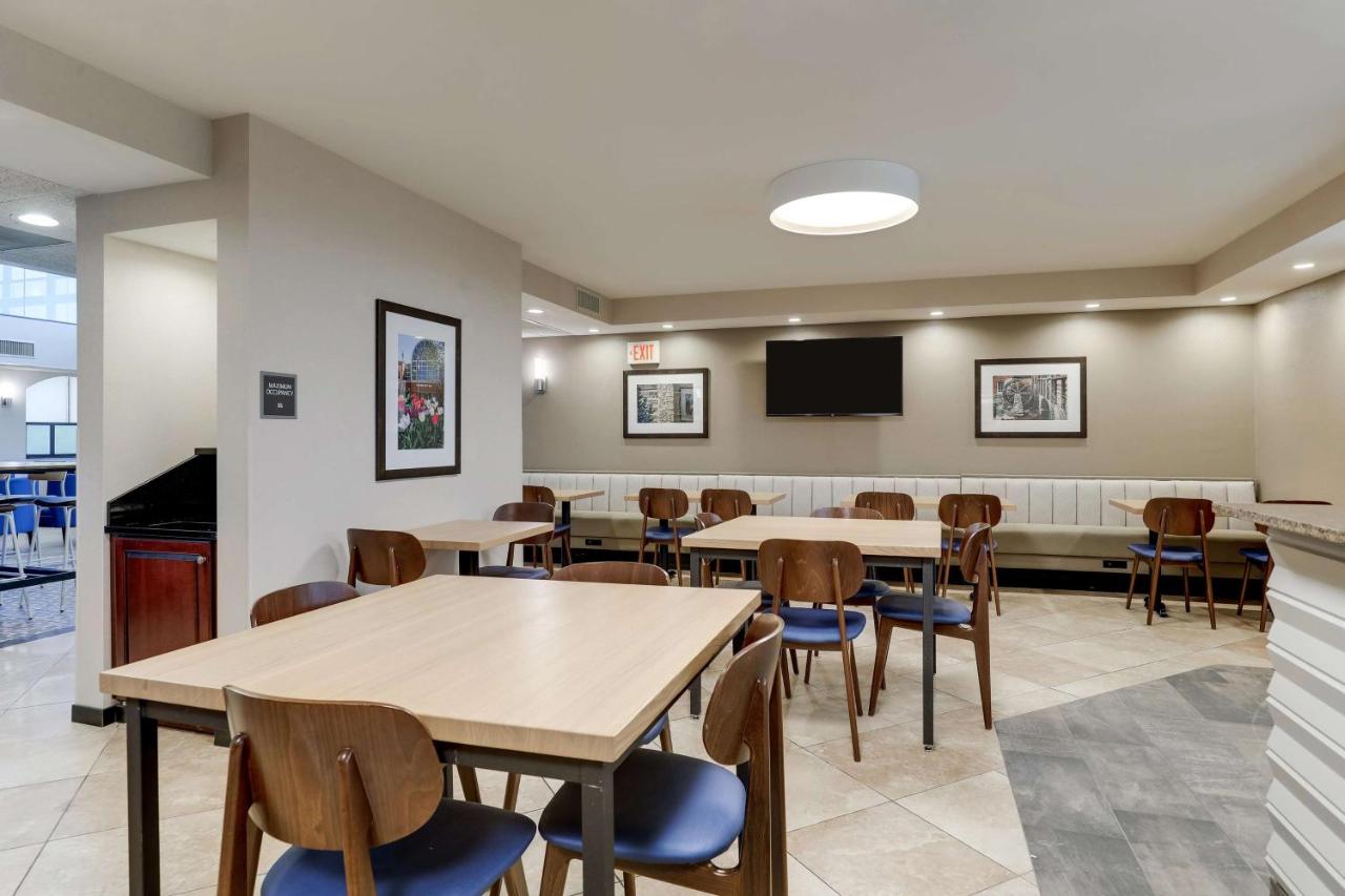 | Drury Inn & Suites St. Louis St. Peters