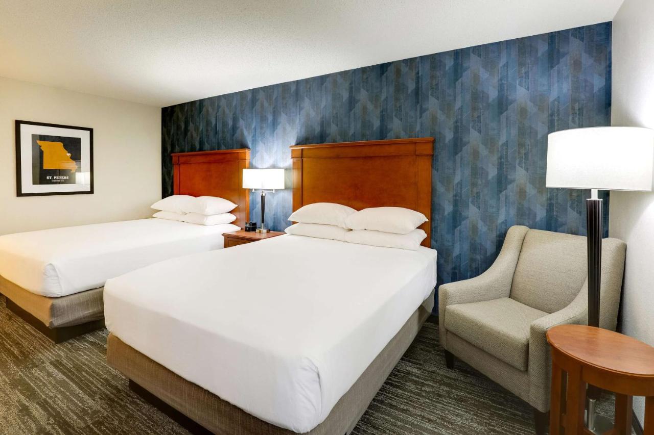 | Drury Inn & Suites St. Louis St. Peters