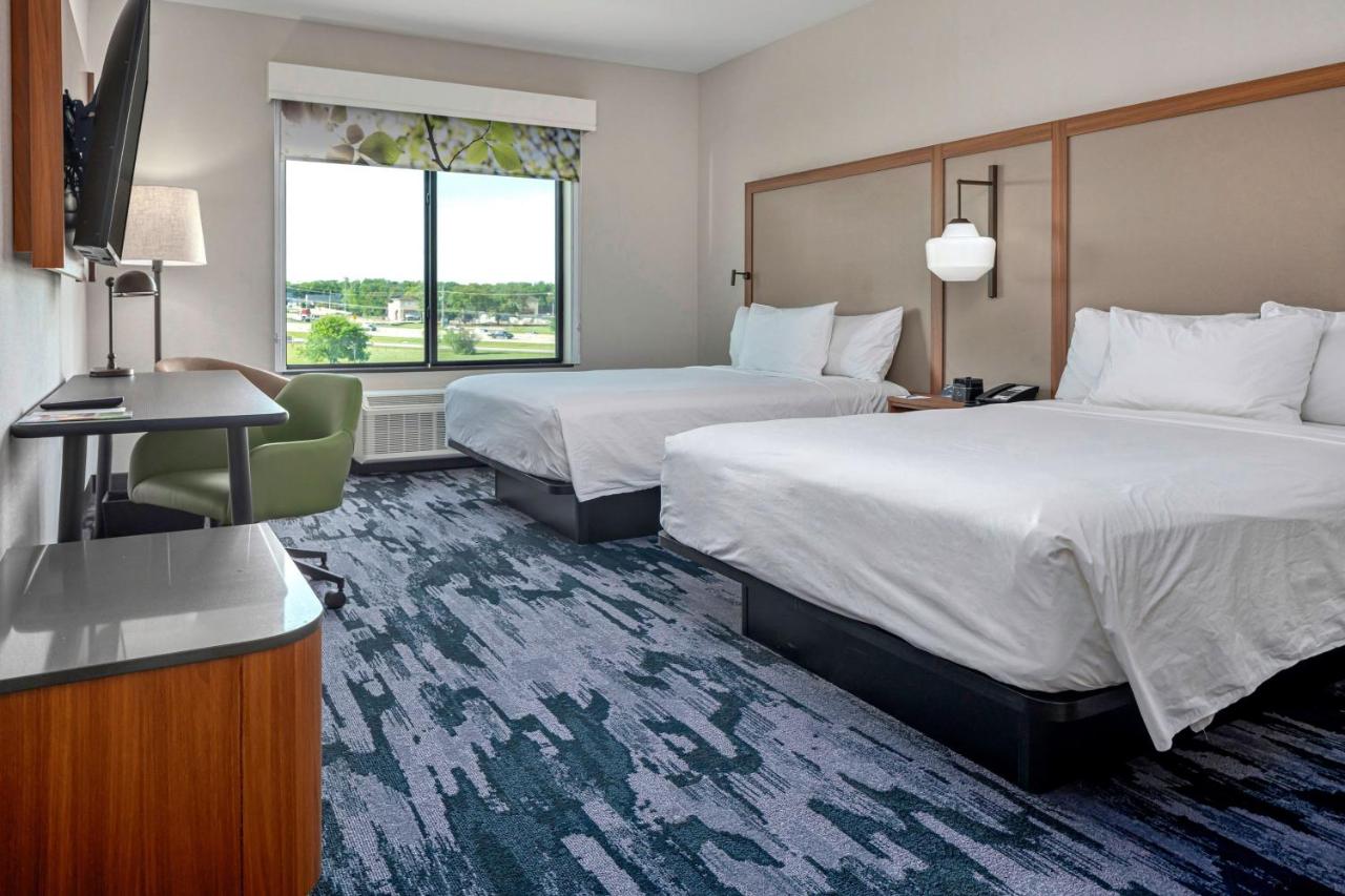 | Fairfield by Marriott Inn & Suites Corinth I-35