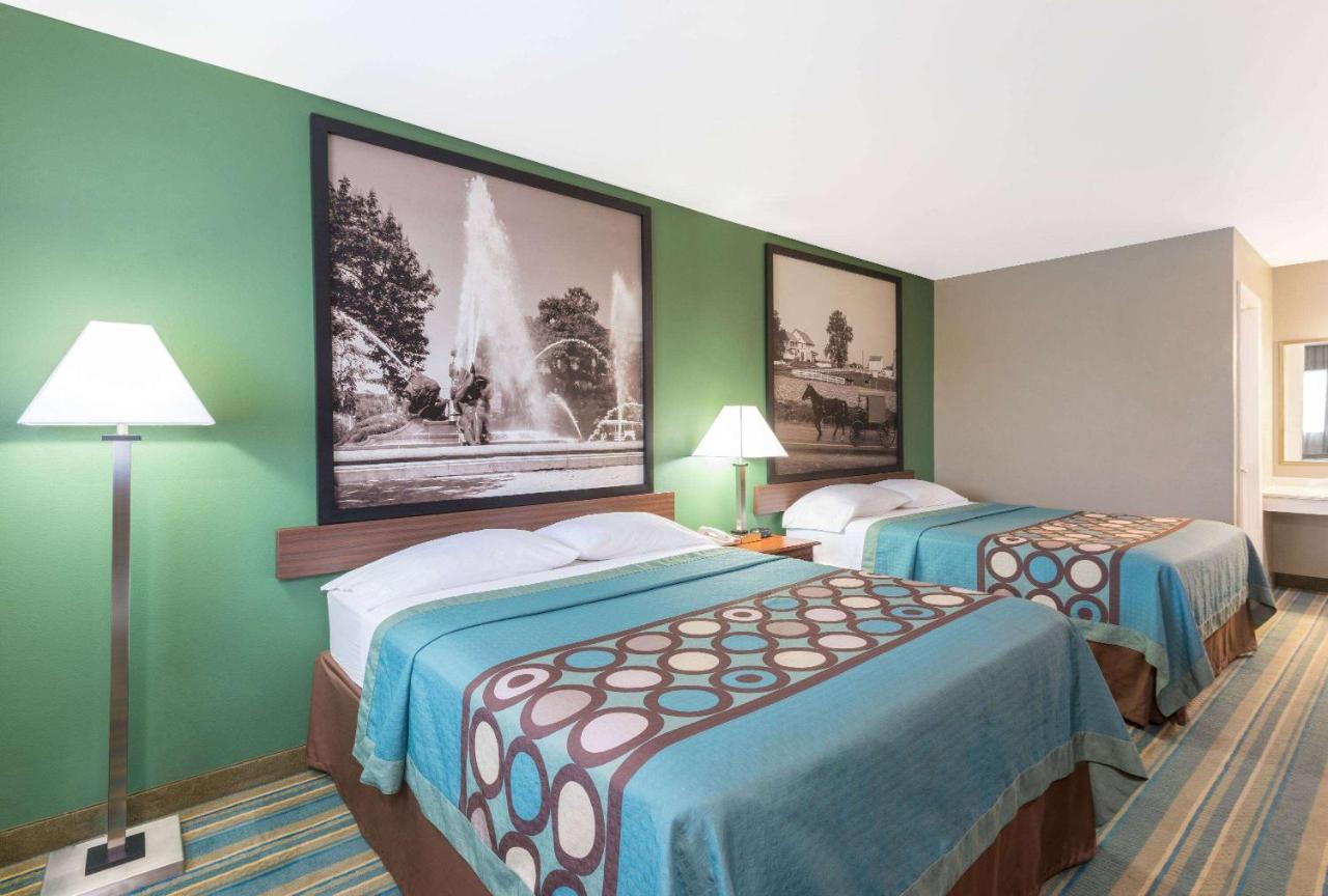 | Super 8 by Wyndham Greencastle