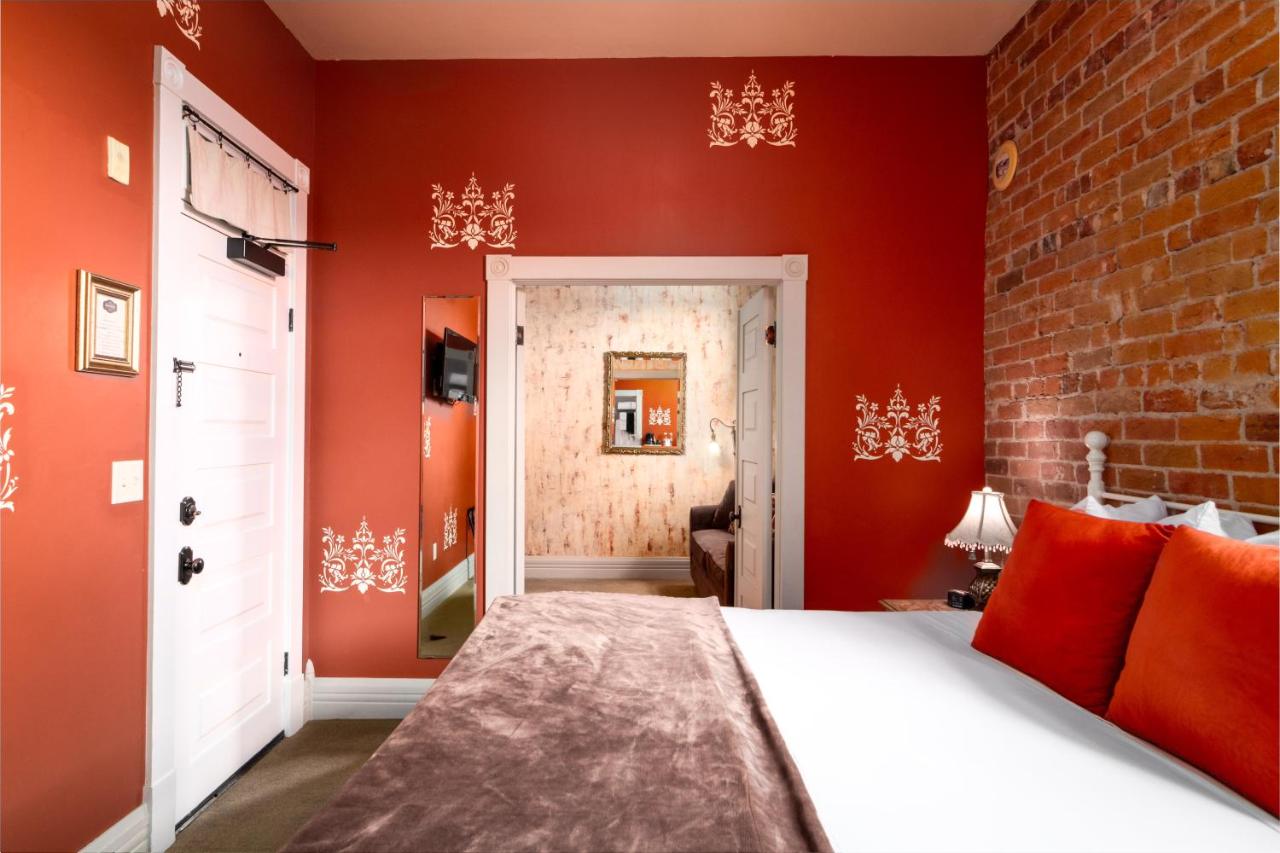 | Grand Highland Hotel