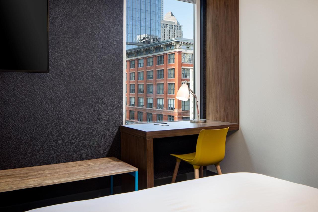 Savvy Corner Room, Guest room, 1 King, City view at Aloft by Marriott Denver Downtown