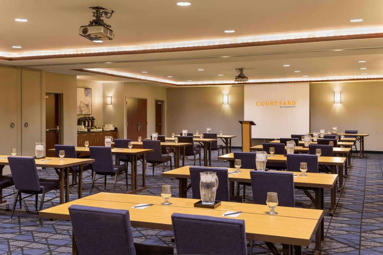  | Courtyard by Marriott Madison West Middleton