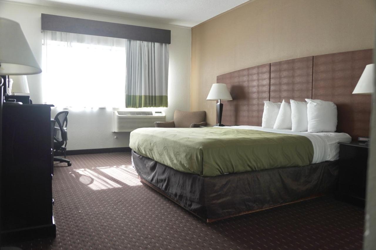  | American Inn & Suites