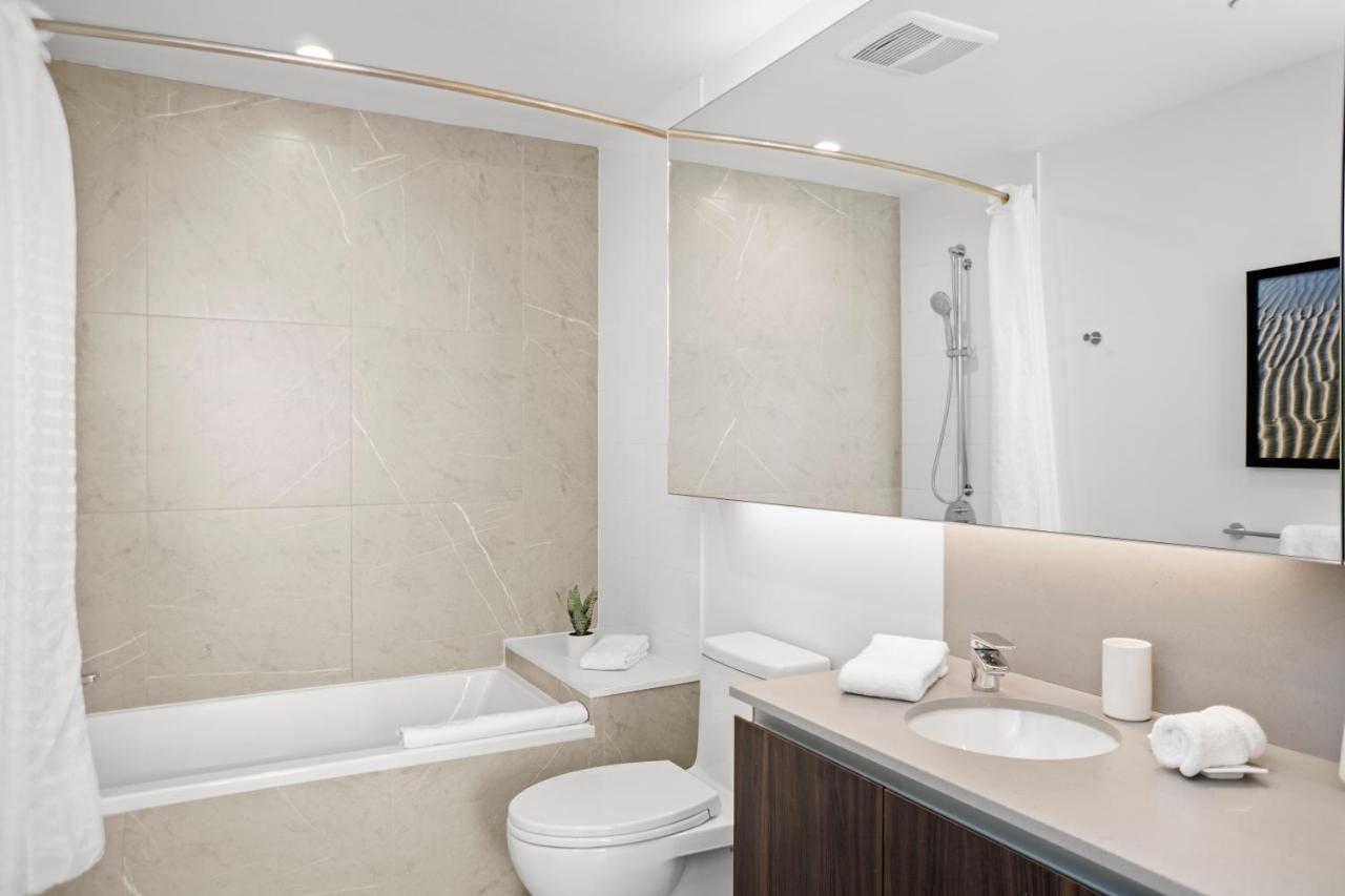 Two Bedroom Sky Suite at Level Los Angeles Downtown - South Olive