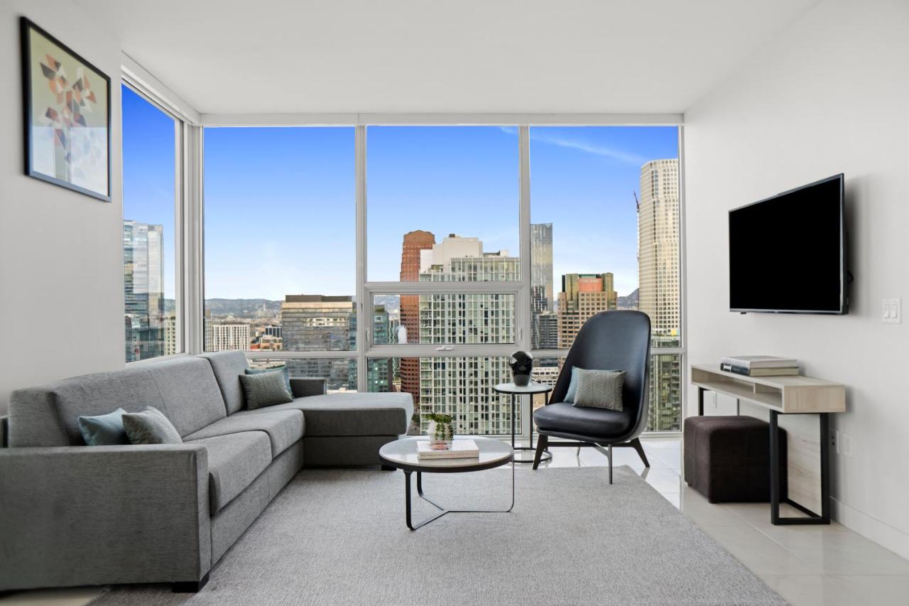 Two Bedroom Sky Suite at Level Los Angeles Downtown - South Olive