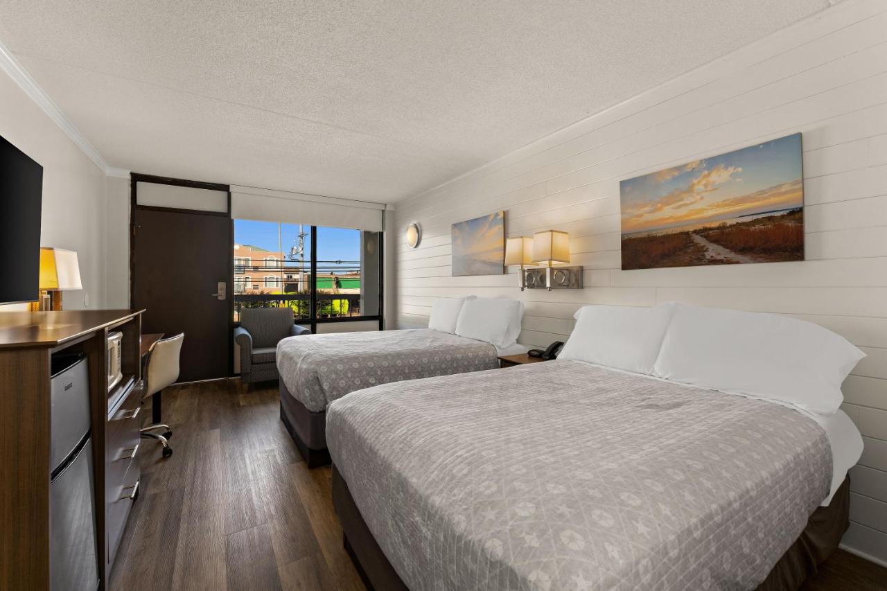 Standard Double Room at Atlantic Oceanside Dewey