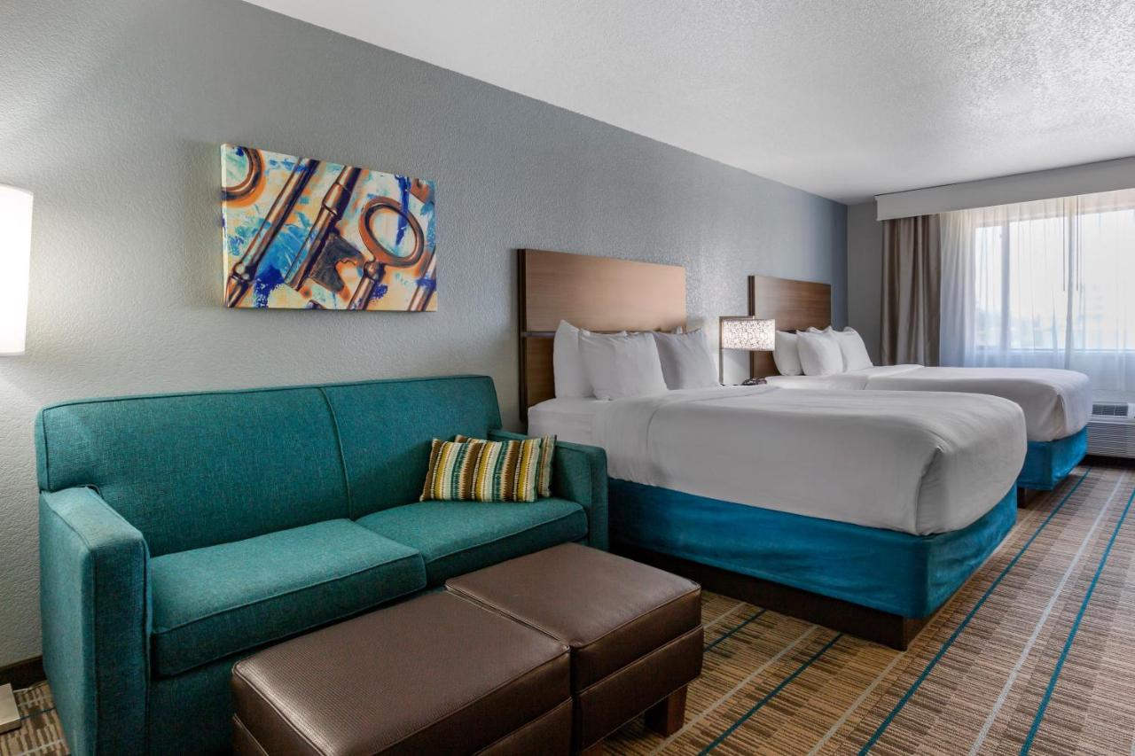 Efficiency Queen Room with Two Queen Beds - Non-Smoking at Comfort Inn & Suites Dothan Northside Plaza