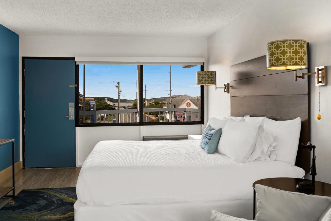 King Suite at Beach House Dewey