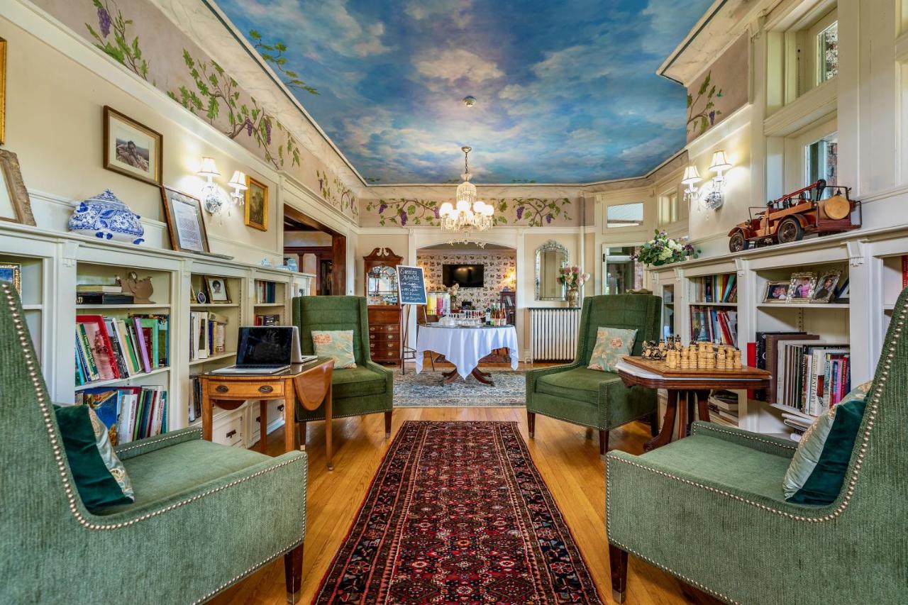 | Wilburton Inn