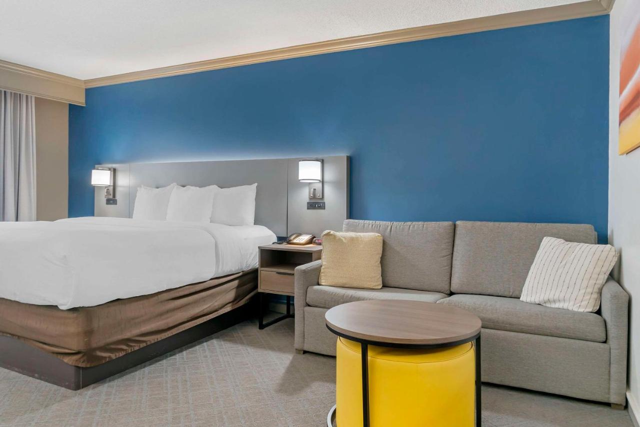 | Comfort Inn Plainwell
